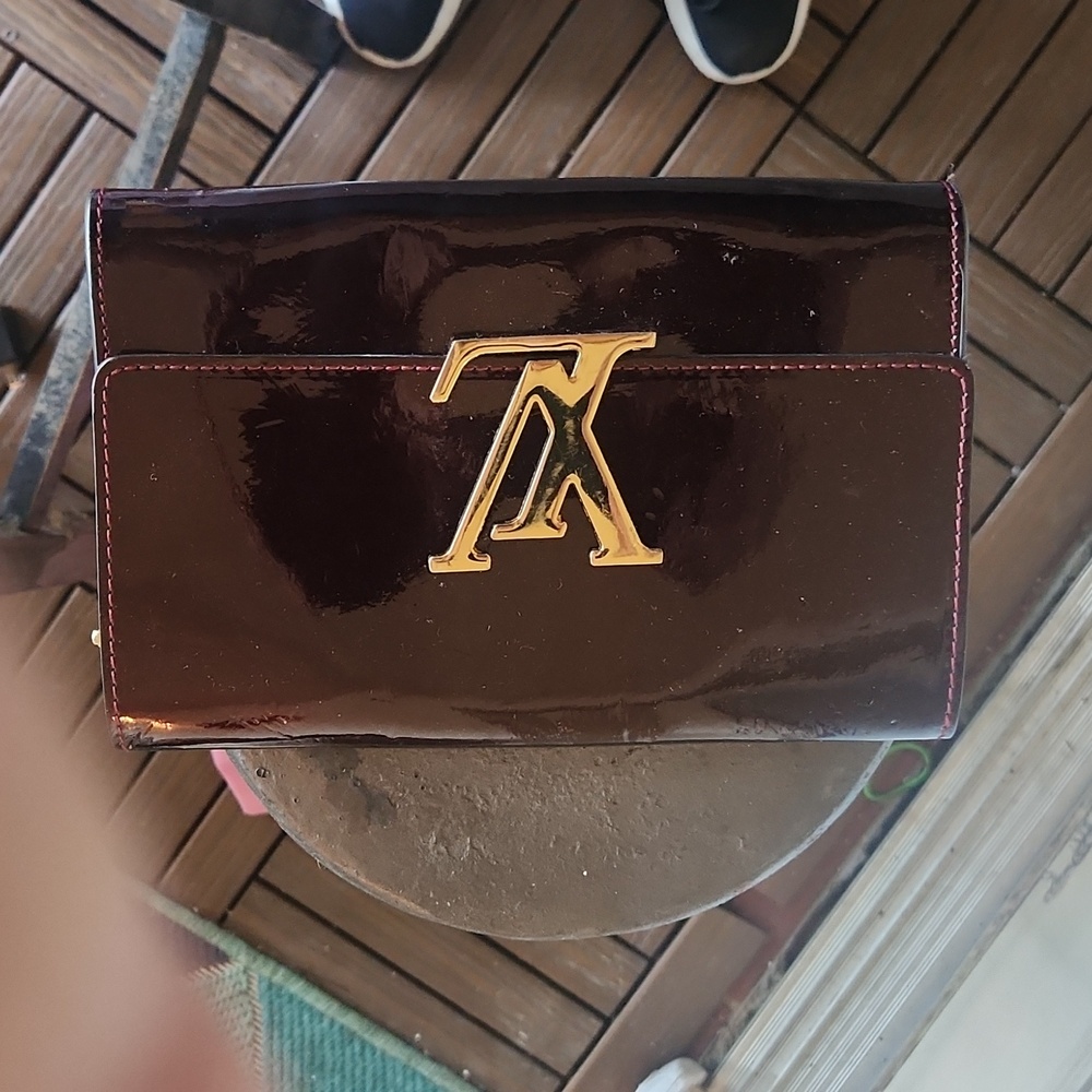 Louis Vitton clutch